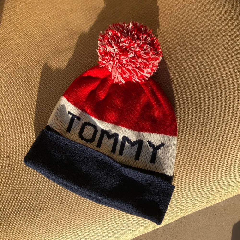Tommy Hilfiger puffball beanie